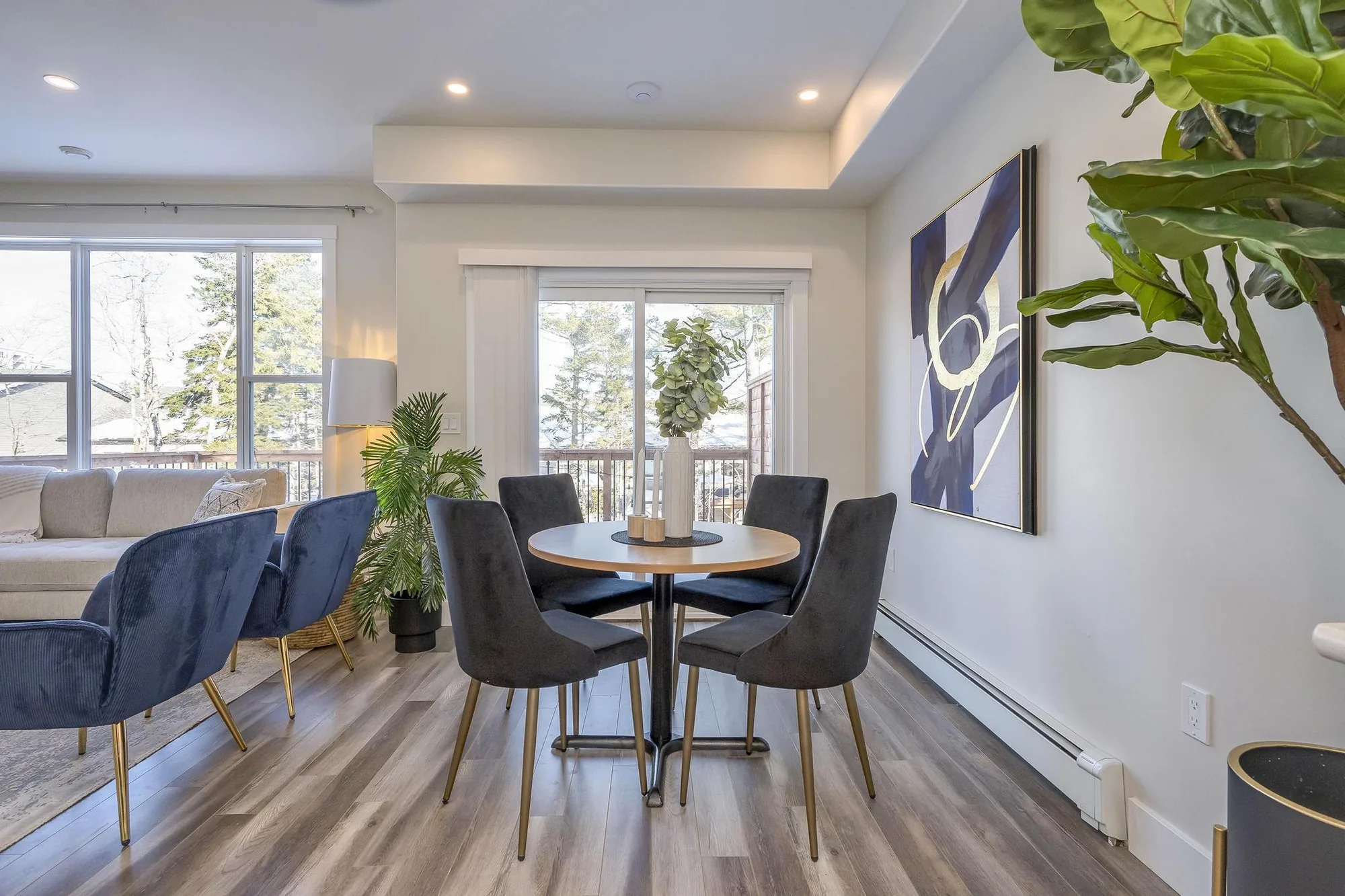 Elizabeth Doane Drive — Halifax interior designed by MAD Design Interiors (photo 8 of 10)