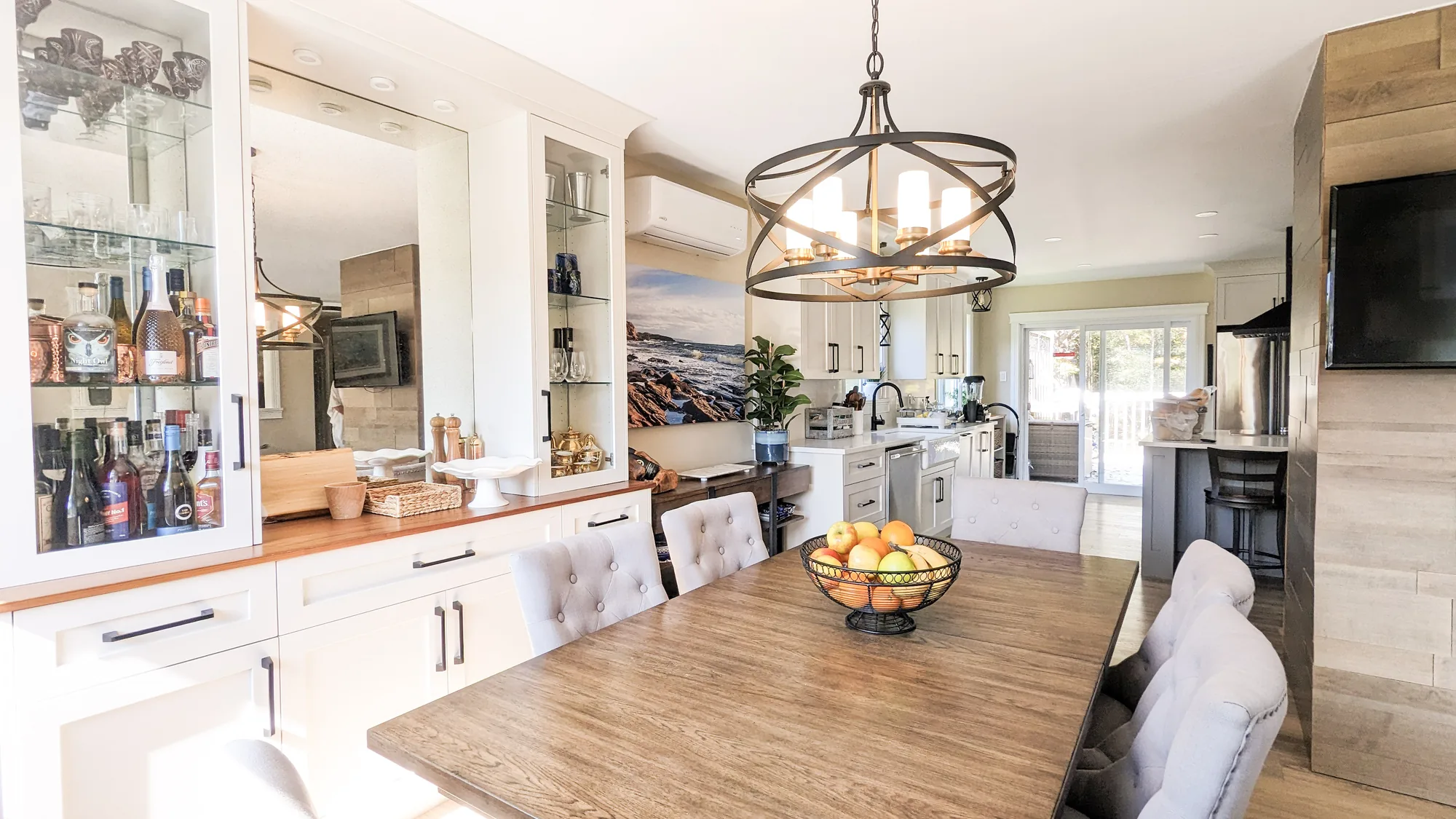Longards Road — Dining Room, after the renovation by MAD Design Interiors